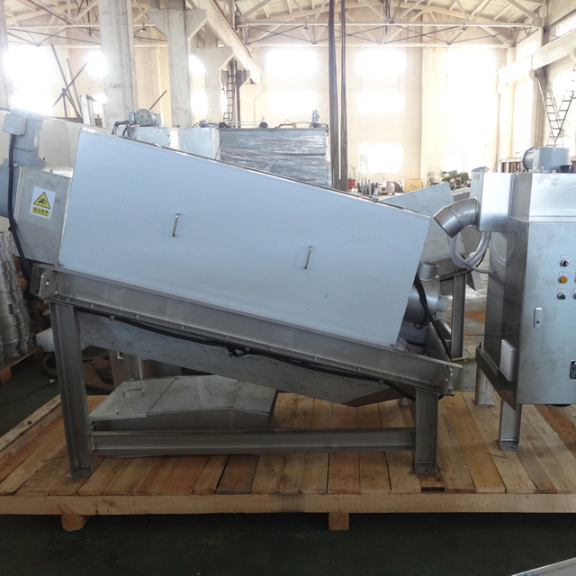 XF 301 Slurry Master Pro - Spiral Type Sludge Dewatering Press 